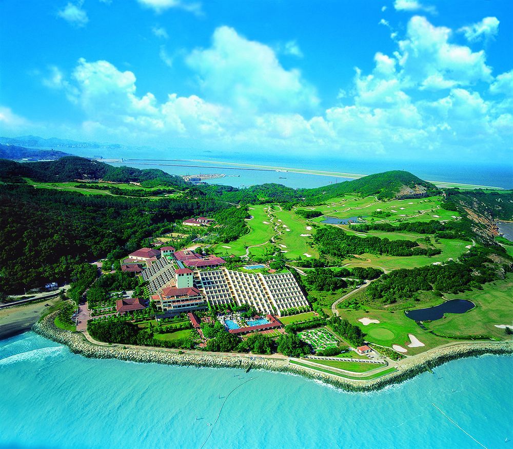 Grand Coloane Resort Macau Buitenkant foto Aerial view of the resort