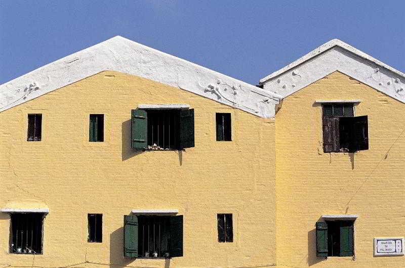 Grand Coloane Resort Macau Buitenkant foto The roof of the house